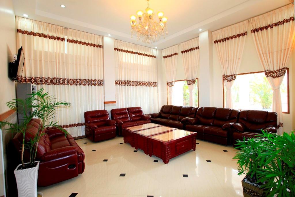 Hotel Novel Yangon Exteriör bild