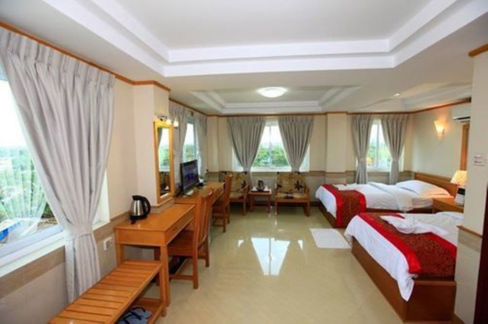 Hotel Novel Yangon Exteriör bild