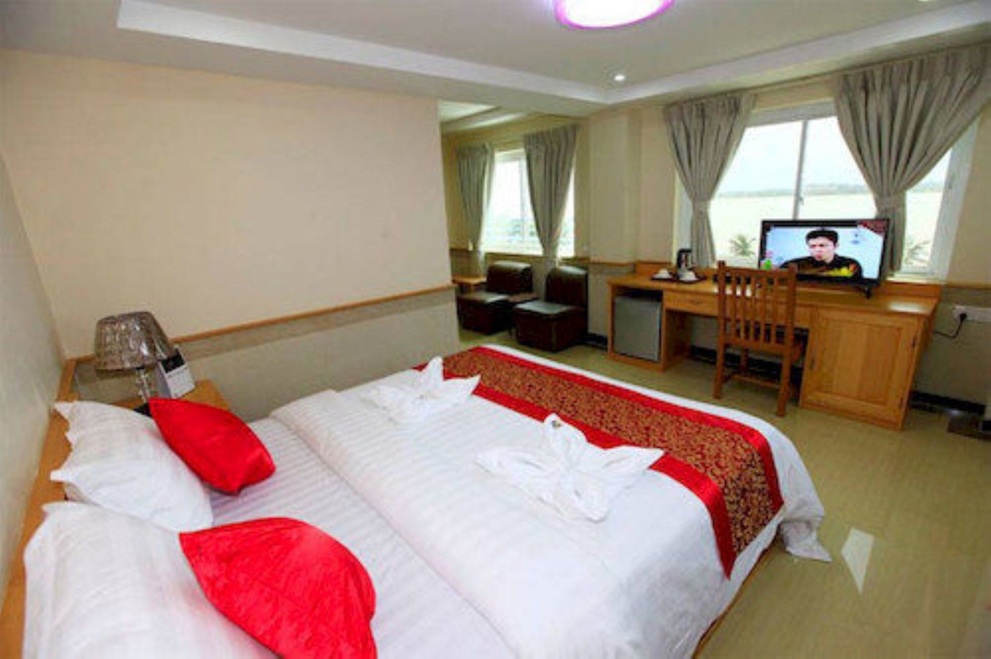 Hotel Novel Yangon Exteriör bild