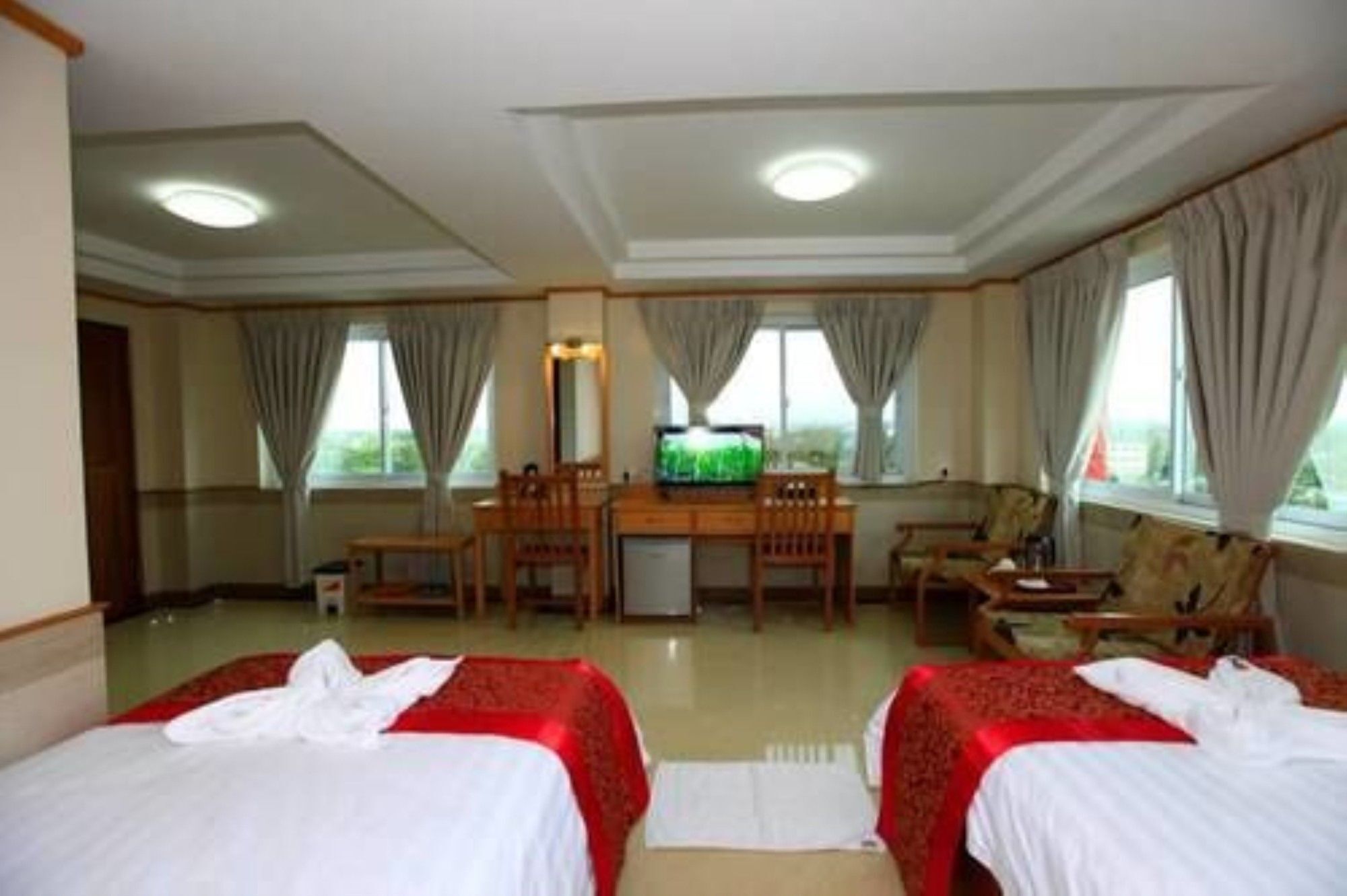 Hotel Novel Yangon Exteriör bild